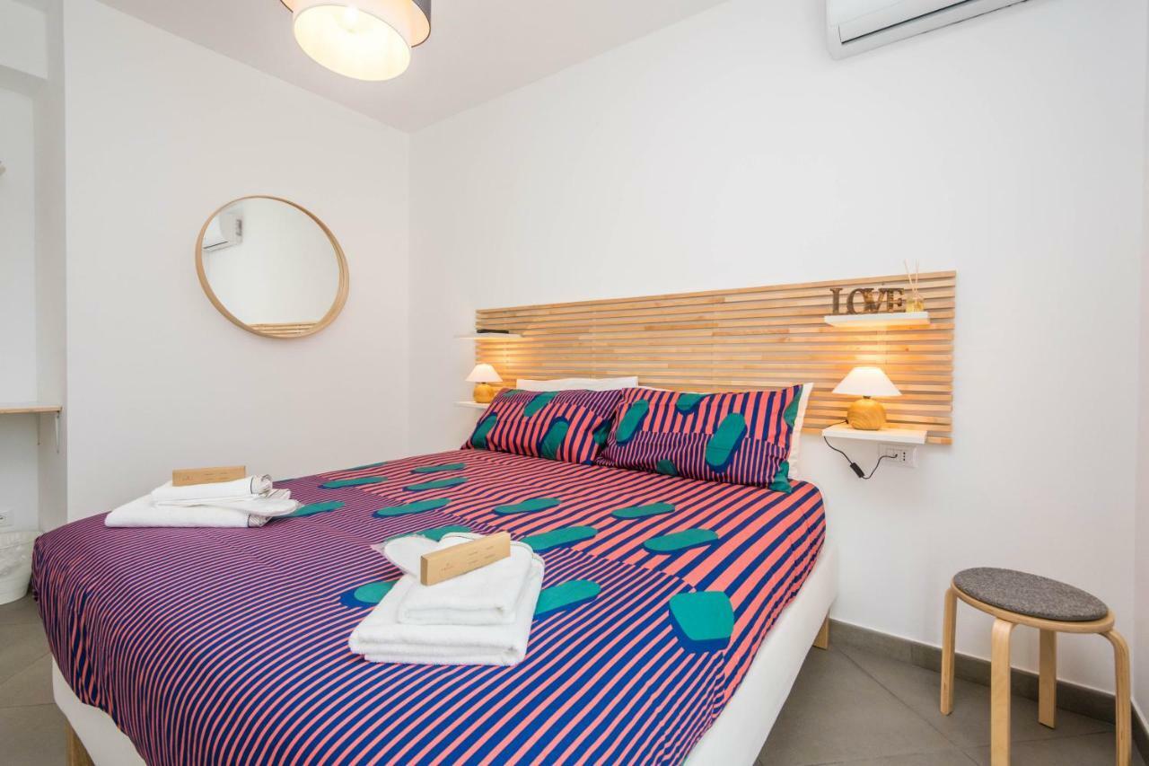 B&B Lo&G Lascari Extérieur photo